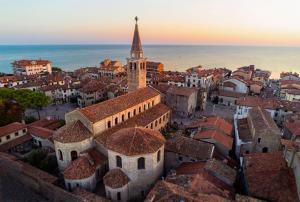 Spacious stay for families and friends in Grado