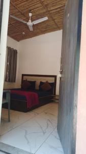 Centre point jawai
