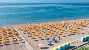 Lovely nest with lagoon view and terrace in Grado