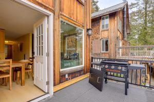 Ski-InandSki-Out Group Getaway in Downtown Govy