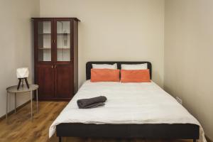 Families & Large Groups - 6 Bedrooms - 11 Guests - Central Location