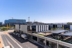 Stylish Executive Studio with Balcony in Riverlands, Observatory