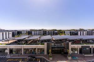 Stylish Executive Studio with Balcony in Riverlands, Observatory