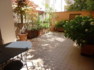 Lovely private garden apartment for four in Grado
