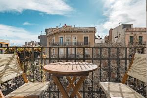 Luminoso apartamento con balcon en Sagrada Familia