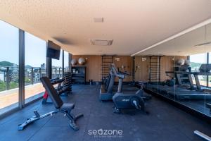 Estúdios em Condo. c Piscina a 150m da Praia em Jurerê - PTE