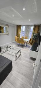 Two Bedroom Apartment near Hyde Park and Oxford Street