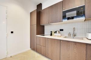 Paris 11 - Charming suite L010