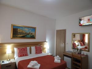 Hotel Tito