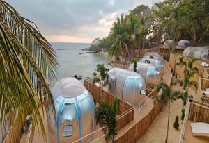 Koh Man Klang Resort - เกาะมันกลางรีสอร์ท 象雅岛度假村