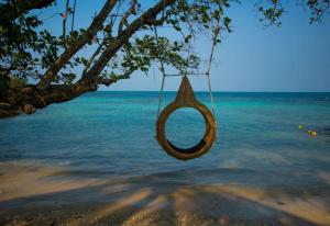 Koh Man Klang Resort - เกาะมันกลางรีสอร์ท 象雅岛度假村