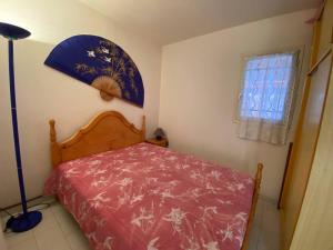 Charmante Villa T2 avec Terrasse, Clim en Option, Parking Privé, Proche Plage et Commerces - FR-1-81-279