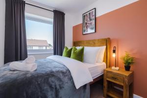 Stunning 3-Bdrm House in Manchester-Modern&Comfort