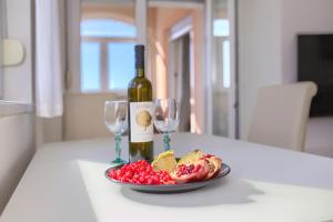 Cozy Apartment with private parking Medulin