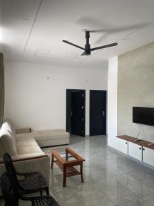 Vijaya Home Stay