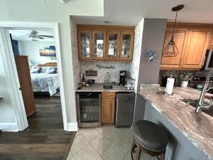 1502 True North 3 BR 3 BA Ocean View Condo Mar Vista Grande
