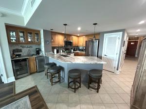 1502 True North 3 BR 3 BA Ocean View Condo Mar Vista Grande