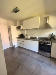 Departamento Córdoba IV, estadio Kempes, Siglo 21,Cerro de las Rosas, Chateau