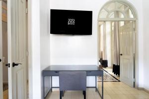 AmazINN Places Rooftop and Jacuzzi III