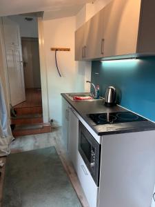 Troisdorf - City - EG - 50 QM- bis 4 Schlafplätze