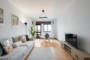 Best Houses 08 - Indie House