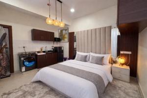 BrandNew Sky Breeze Studio 8th Floor