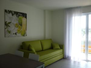 Two-Bedroom Apartment room in Residence Rivachiara (check-in at Hotel Riviera in Viale Rovereto 95)