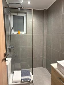 Hermanos City Apartments