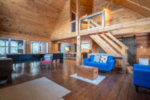 Spa & Billard and Lake Access - Sylva sur le Lac