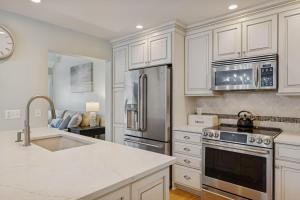 242 Turnberry Villa