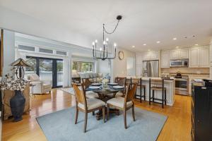 242 Turnberry Villa