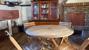 Senigallia, casale immerso nel verde delle colline - SE143