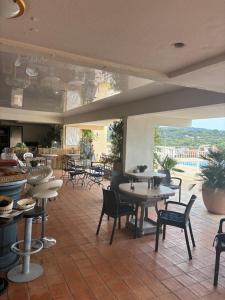 Golfe de Saint Tropez Terrasses de Sylvabelle Gigaro