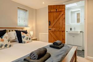 3 Bed in Wiveton oc-d19479