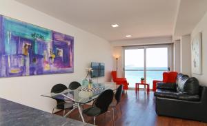 279 Blau Blue 1 by Mallorca Charme