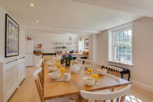 5 Bed in Southrepps oc-2211