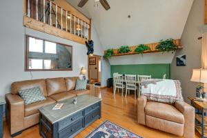 Family-Friendly Perks! Secluded Tuckasegee Haven