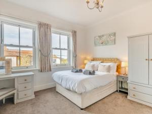 8 Bed in Hunstanton oc-89469