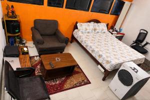 Moto Genic Stay Inn