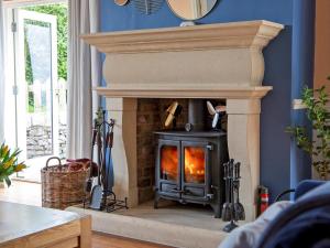 7 Bed in Buxton oc-93808