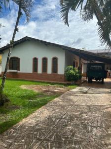 Casa de Veraneio perto da Praia Massaguaçu