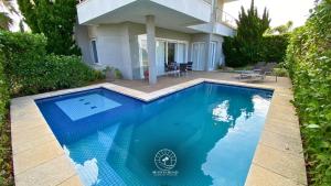 Casa Condomínio Ocean Side com piscina