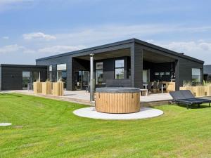 Holiday Home Lyder - 400m from the sea by Interhome