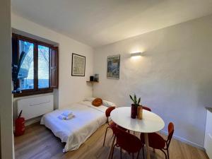 Arno Charm Stay - San Frediano - Florence Italy