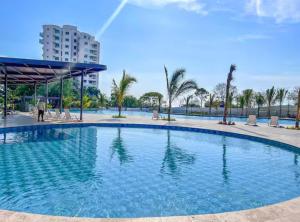 Vista al mar - Piscina - Agua caliente - lavadora