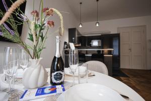 Exclusive apartment near Kafkas head