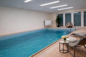 Moderne Wohnung mit Privatpool