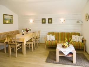 Apartment Haus Christl by Interhome