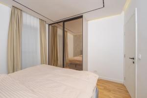 Lana apartment Rafailovići, Budva-100m beach& garage