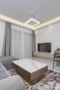 Lana apartment Rafailovići, Budva-100m beach& garage